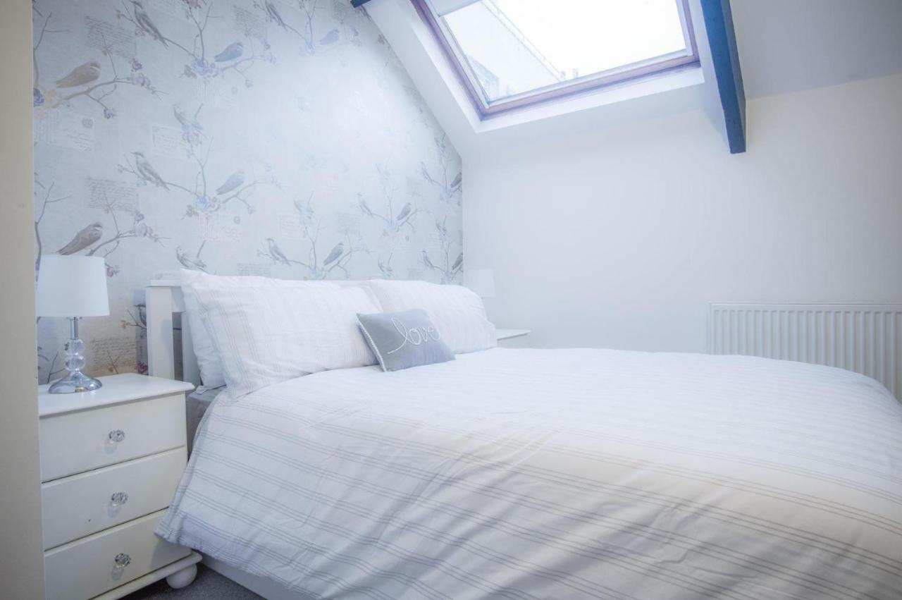 The Penthouse At The Mews - 2 Bedroom - Appartamento Tenby