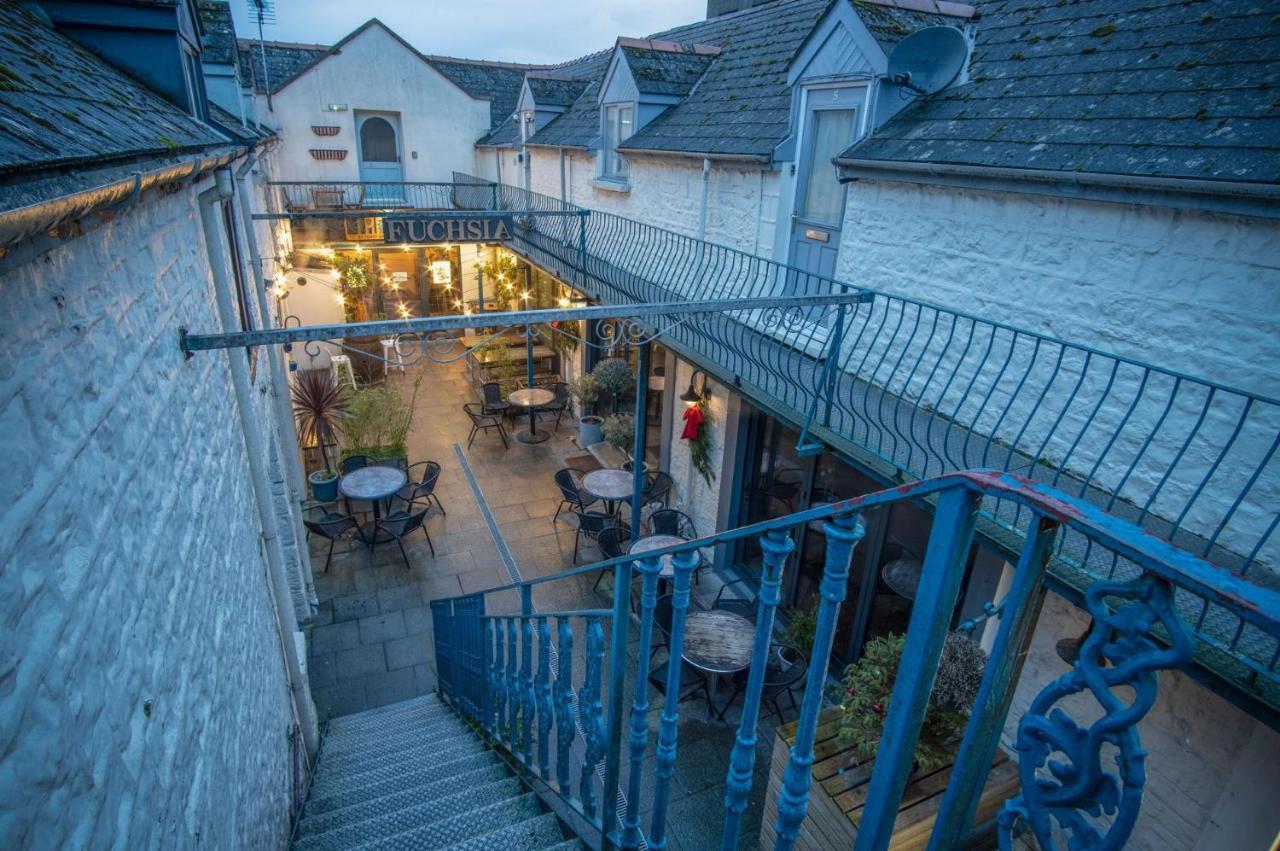 Apartment The Penthouse At The Mews - 2 Bedroom - *
